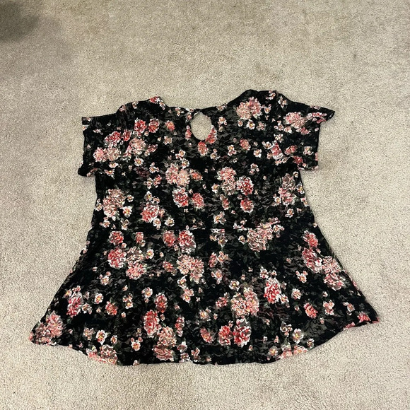 Torrid Mesh Floral Lace Peplum Blouse - Picture 6 of 6
